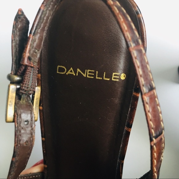 🌴 SOLD - Danelle Shoes Size 7.5 - Picture 6 of 8